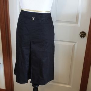 FRENCH CONNECTION black knee length skirt